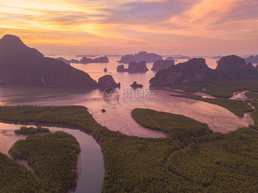 SametNangshe山谷丘以及日落时的热带绿林树空中顶层景象图片