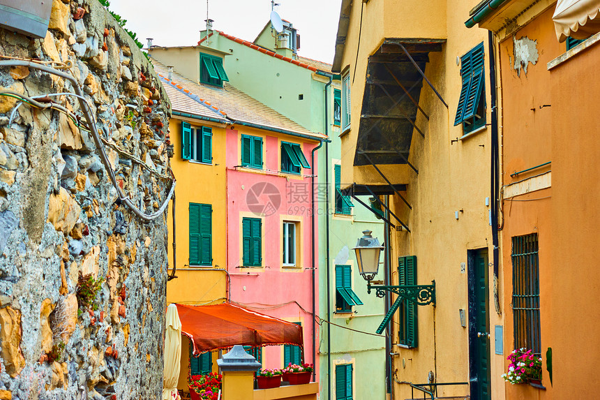 意大利热那亚GenovaBoccadasse区旧小街图片