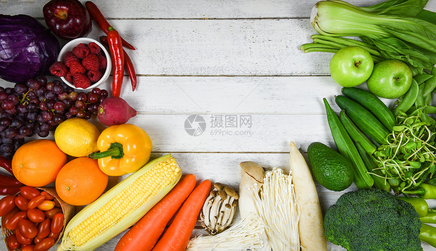 混合蔬菜和水果背景健康食品清洁健康各类新鲜成熟水果子红黄紫色和绿蔬菜市场收获农产品图片