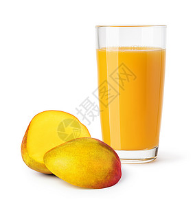 玻璃芒果汁白色背景上隔绝的芒果汁杯图片