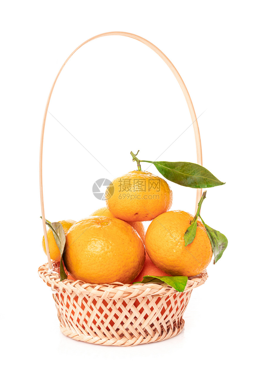 精美篮子里有叶的橘机熟的普通话图片