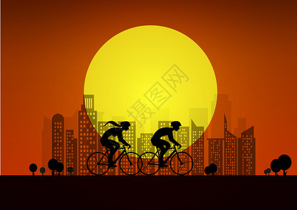 城市骑自行车的情侣图片