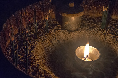 关西棍枝在日本清水寺祈祷的观光小香棒背景