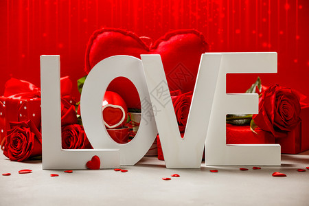 从俄罗斯与爱情人节日概念在生锈背景上爱木信日与爱概念背景