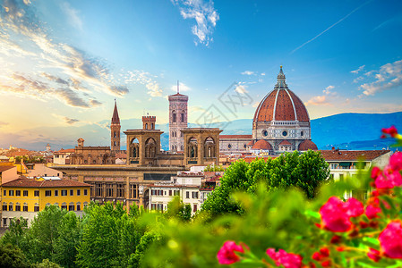 意大利佛罗伦萨鲜花圣玛利亚大教堂背景图片