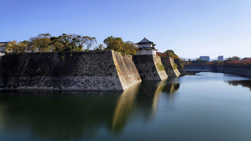 大阪城堡周围的加固和排水图片