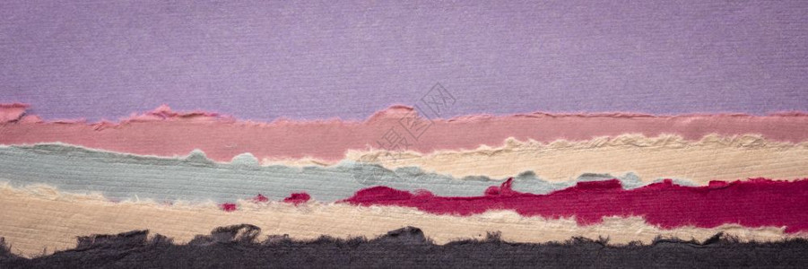 粉色和紫调的清晨或黄昏抽象景观由回收的棉布制成多彩手工印地安人纸集背景图片