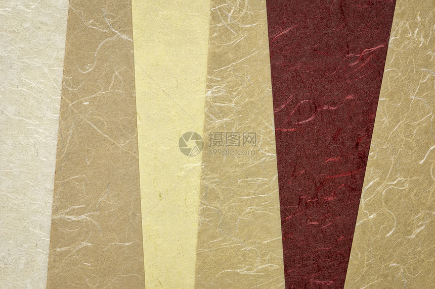 由回收的棉布制成印度手工造纸收集物用各种棕色吨位的丝纤维和各种棕色调制成的丝纤维图片