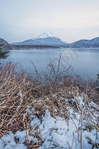 富士山五合目吸引力平静的高清图片