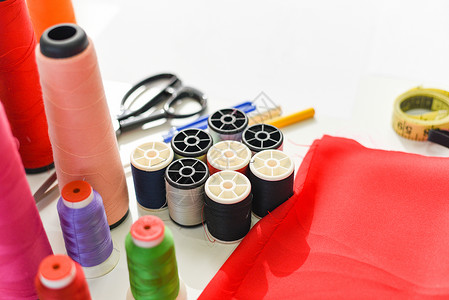 裁布手工艺具缝纫和针线供制片厂纺织材料时装设计师剪刀裁服装缝纫机设计师专业背景