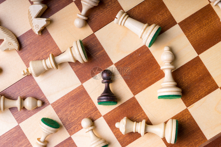 象棋商业概念领导者与成功图片