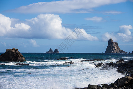 兰扎罗特冲浪岩石高清图片