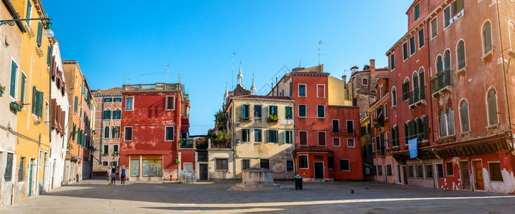 意大利威尼斯的小广场和旧房子威尼斯的小广场和旧房子图片