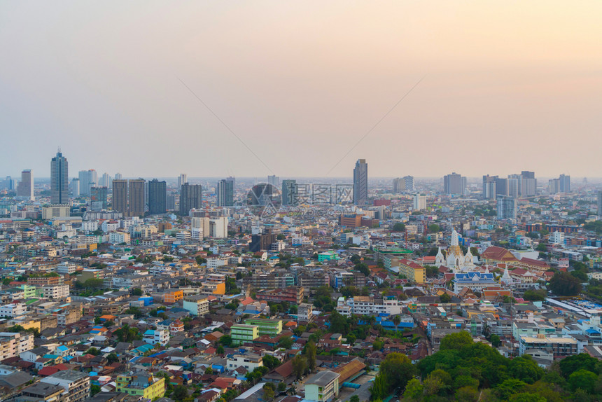 泰国曼谷市住宅区的空中景象图片