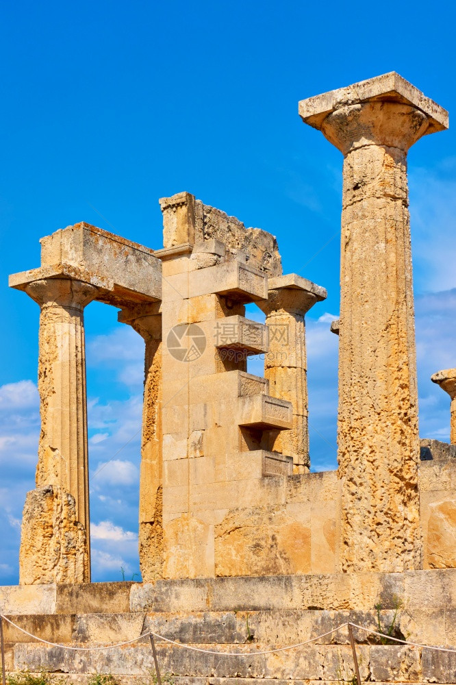 希腊埃吉纳岛AeginaAphaea寺一栏图片
