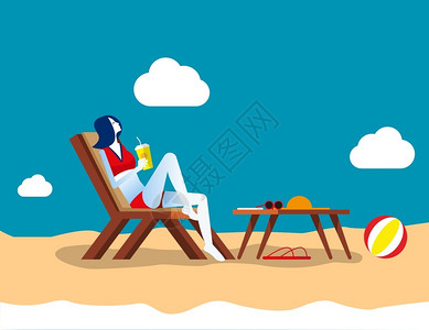 海滩上坐在沙滩椅上喝饮料的女人图片