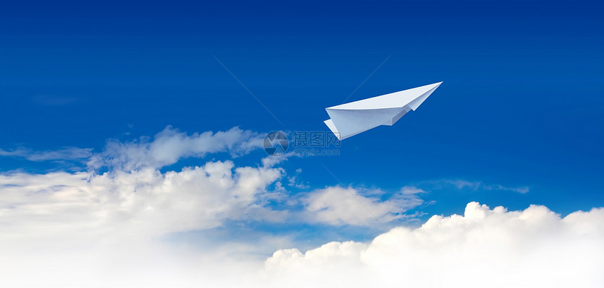 折叠的纸飞机图片