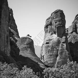希腊的梅托拉岩石希腊风景黑白摄影图片