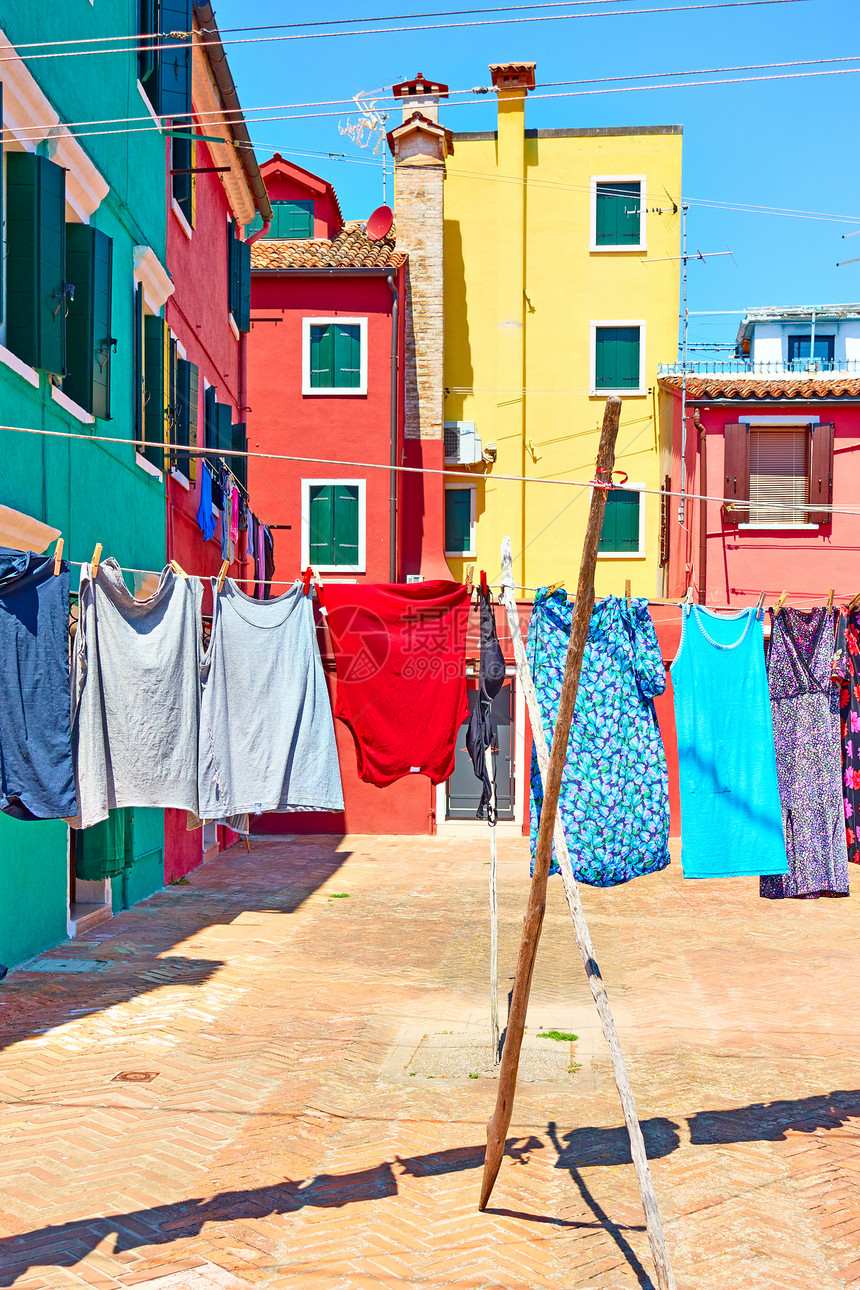 意大利当地颜色意大利威尼斯的洗衣室外干燥图片
