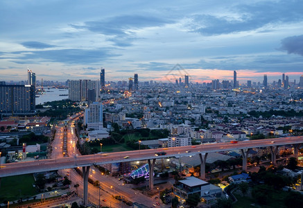 泰国曼谷高架的空中观察背景图片