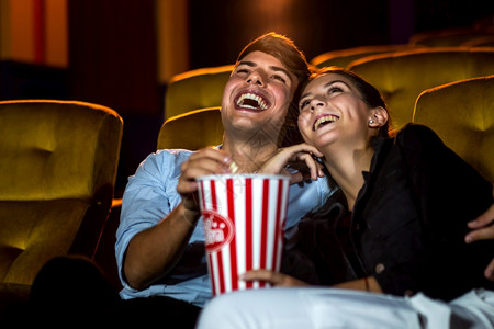 观众在电影院看集体娱乐活动和概念图片