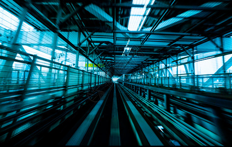 火车动态素材城市铁路隧道列车前方的景象与温和运动模糊蓝调过滤器交通概念和运动模糊背景抽象背景