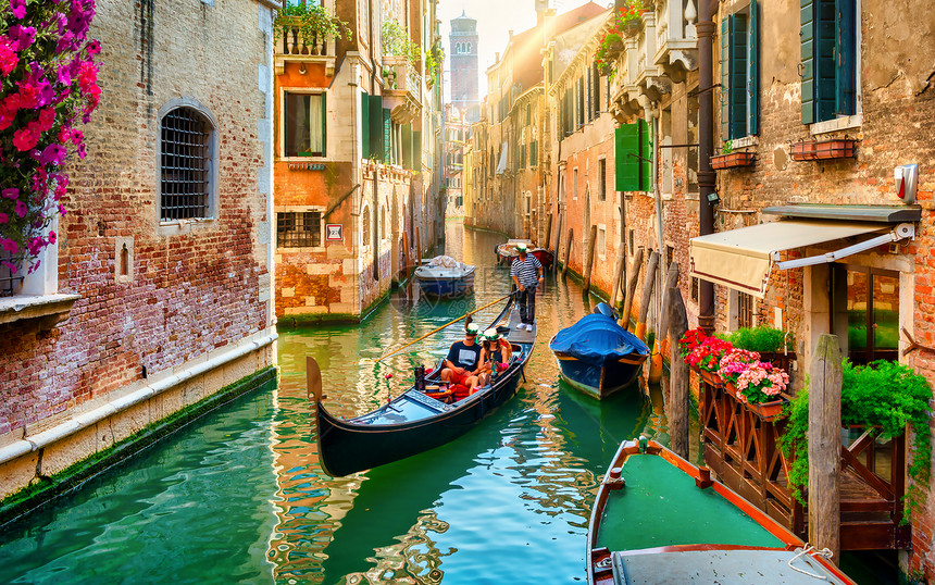 意大利威尼斯运河上的花威尼斯运河上的花图片