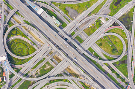 高速公路交界处连接建筑概念图片