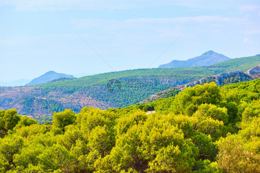 希腊AgiaMarina附近的Aegina岛景象图片