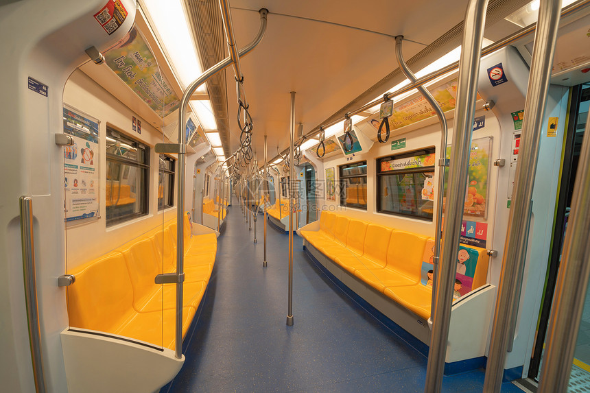 泰国曼谷市公共交通列车地铁或内部空置图片