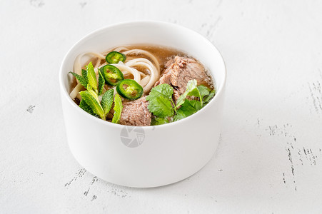 越南汤牛肉一碗bhobo高清图片