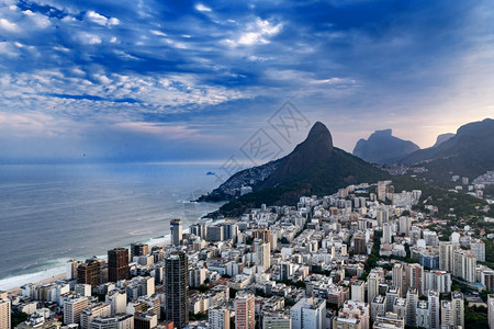 里约热内卢的莱布隆街区空中观景高清图片