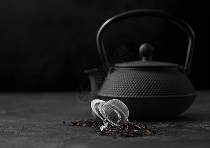 铁日本茶壶黑松底客图片