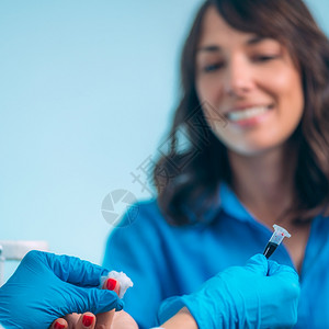 用于OGTTGlucose容忍试验的手指血管切除术图片