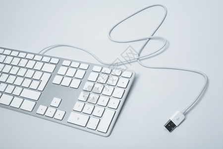 现代和时尚的计算机键盘高清图片