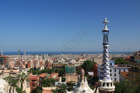 从ParkGuell对巴塞罗那的全景空中观察图片