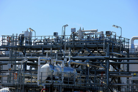 化工业厂的硅和重金属管道背景图片