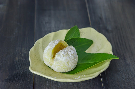 日本甜点木底大福日本甜点图片