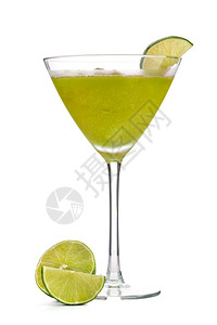 冷冻的kiwi饮料与石灰白色背景图片