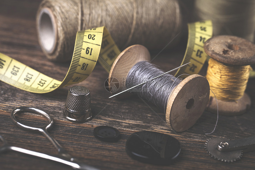 缝纫工具线针波本和材料图片