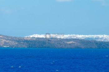 圣托里尼岛和火山坡上的伊梅罗维格利村希腊圣托里尼岛海景图片