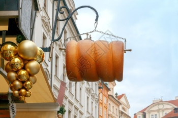 布拉格圣诞节日捷克布拉格老城的圣诞树和节日装饰图片