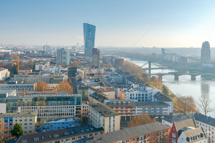 法兰克福市中心景色天气晴朗的城市空中景色德国法兰克福图片