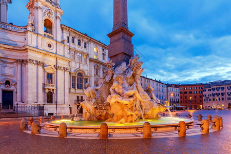 罗马纳沃广场黎明时著名的纳沃广场意大利罗马图片