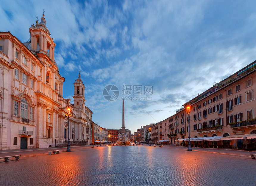 罗马纳沃广场黎明时著名的纳沃广场意大利罗马图片