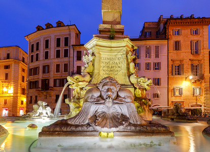 罗马通达广场的不老泉罗马高地的万神殿前罗通达广场著名的喷泉背景