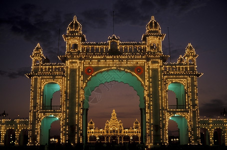 印度卡纳塔省迈索雷市的宫殿图片