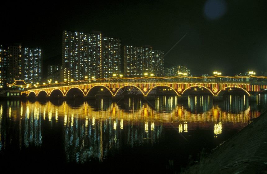 a圣诞节时段的桥梁位于南部的香港九龙亚洲图片