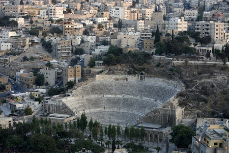 a中东部约旦安曼市哈希姆特之四高清图片