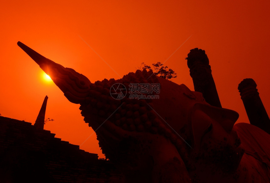 东南亚泰国曼谷北部大城府的瓦依柴孟高寺图片